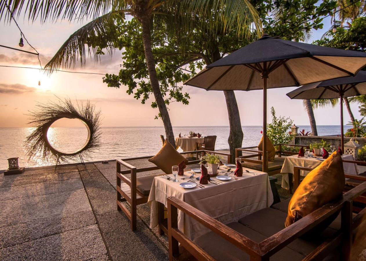 Nugraha Lovina Seaview Resort & Spa Екстер'єр фото
